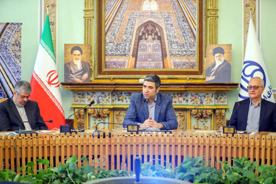 ارسال دو محموله کمک‌های بهداشتی گوانگجو و شیان به اصفهان