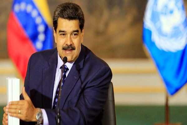 مادورو: ايران دوست واقعي ونزوئلا است