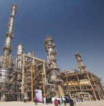 پالایش نفت ایران در پالایشگاه‌های فراسرزمینی