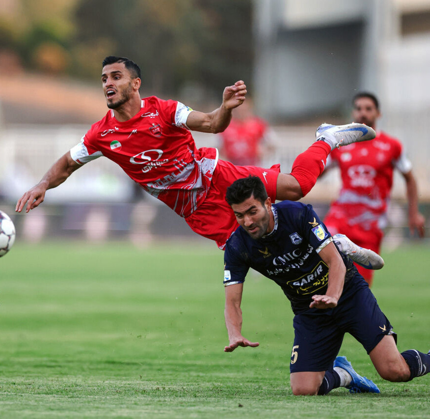 بلندی چمن، نفس پرسپولیس را گرفت