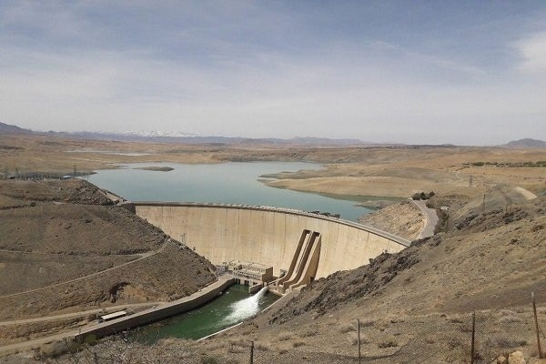 جزئیات بازگشایی زاینده‌رود؛ رهاسازی آب  در ۲ مرحله انجام می‌شود