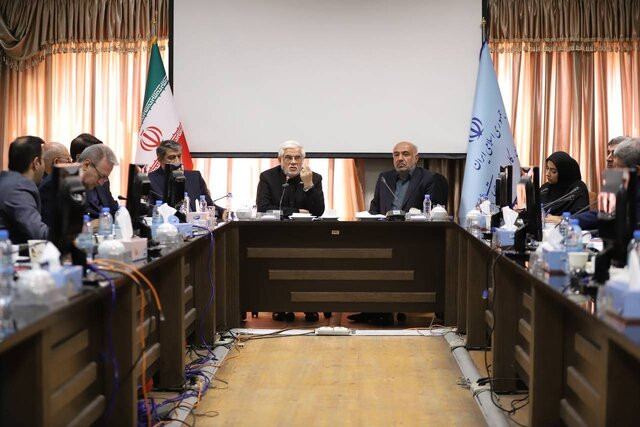 عارف:باید برنامه اداره کشور در دوران  پسا جنگ ۱۲ روزه تدوین شود