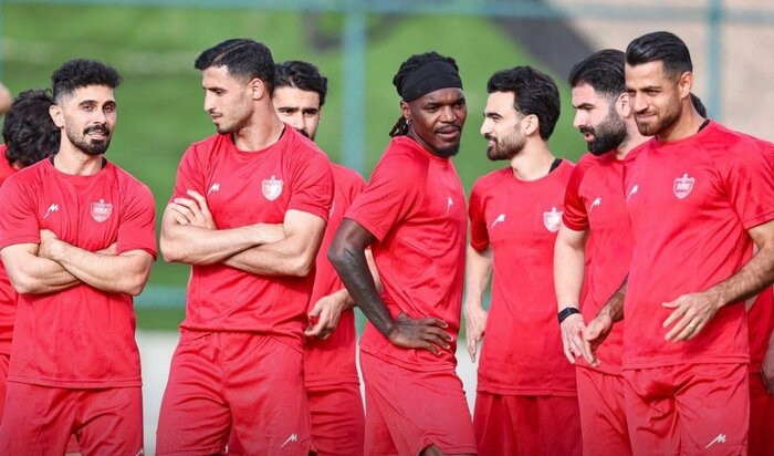 به پرسپولیس باید فرصت داد