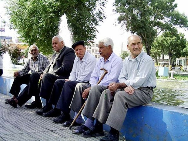 ۳۱ درصد جمعیت ایران تا سال ۱۴۳۰ سالمند می‌شوند