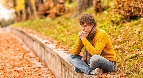 چگونه با افسردگی پائیزی مقابله کنیم؟