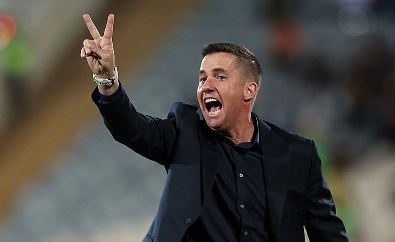«اوسمار ویه‌را» سرمربی پرسپولیس شد
