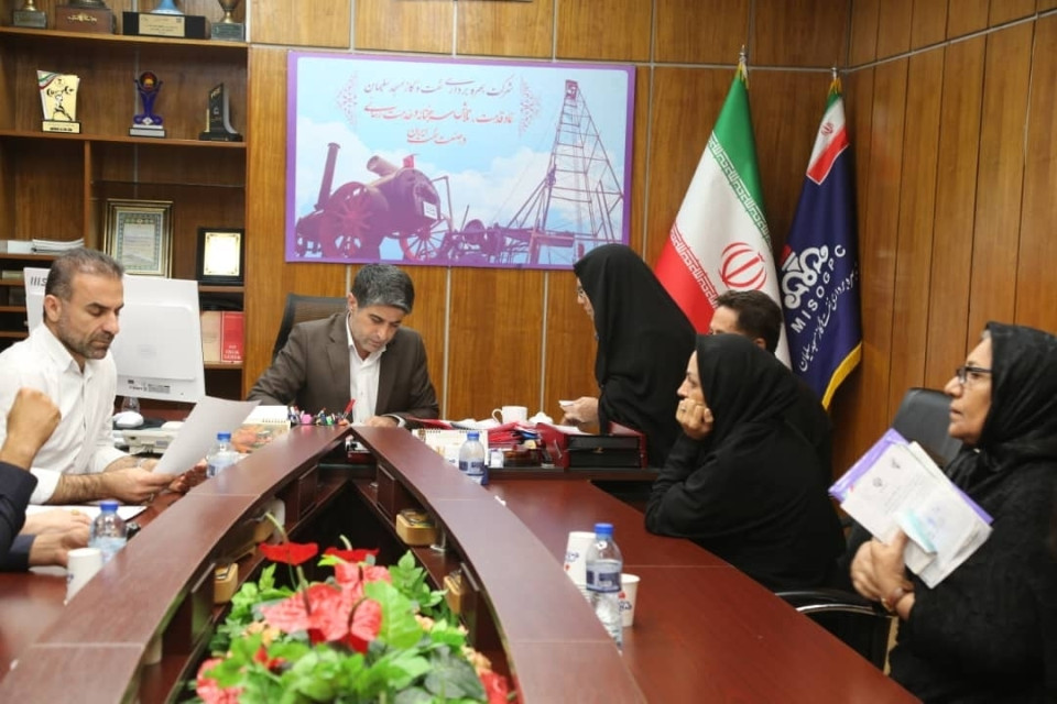 دیدار مردمی مدیرعامل شركت بهره‌برداری  نفت و گاز مسجدسلیمان برگزار شد