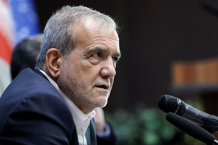 پزشکیان: عامل تورم دولت و مجلس است