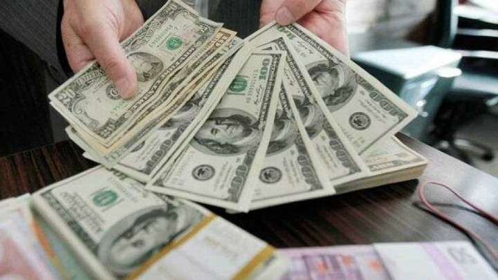 روند تأمین ارز کالا‌های اساسی و دارو متوقف نمی‌شود