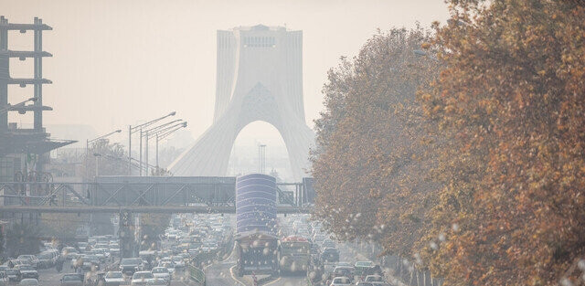 آب مروارید از تبعات آلودگی هوا  بر چشم‌ها