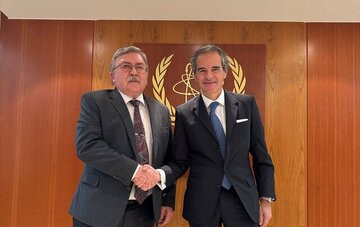 رایزنی اولیانوف با گروسی درباره برنامه هسته‌ای ایران