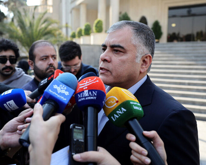 سهمیه‌های ۶۰ و ۱۰۰ لیتری بنزین بدون تغییر باقی می‌ماند