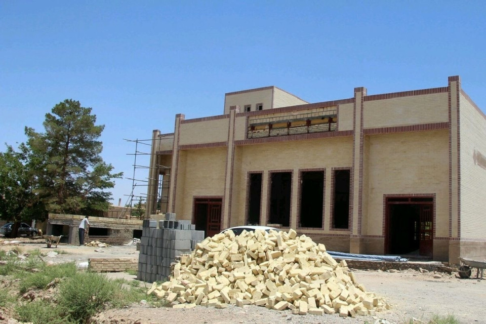 ۱۲۵ همت منابع مورد نیاز برای راه‌اندازی  طرح های نیمه تمام صنعتی