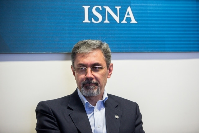 منتظر نظر رئیس جمهور در خصوص کاهش ظرفیت پذیرش دانشجوی پزشکی هستیم