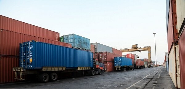 تردد ۳۱۶ هزار کامیون صادراتی از مرزهای کرمانشاه