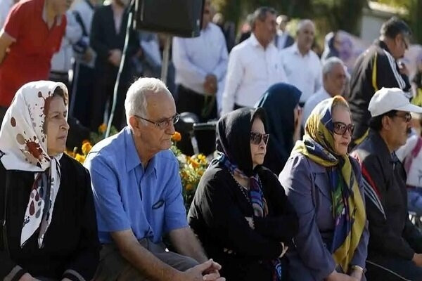 دو اعتبار خرید ۱۰ میلیون تومانی و ۶ میلیون تومانی برای بازنشستگان کشوری