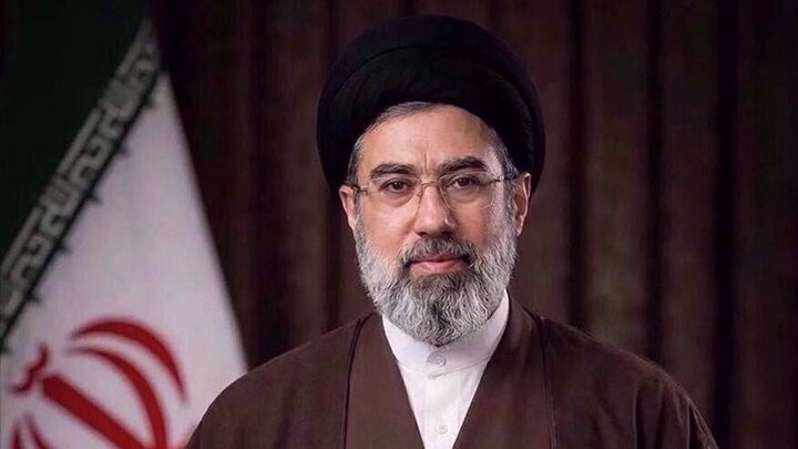رهبر انقلاب تدابیر جدید برای مقابله مقتدرانه  با دشمنان را ابلاغ کردند