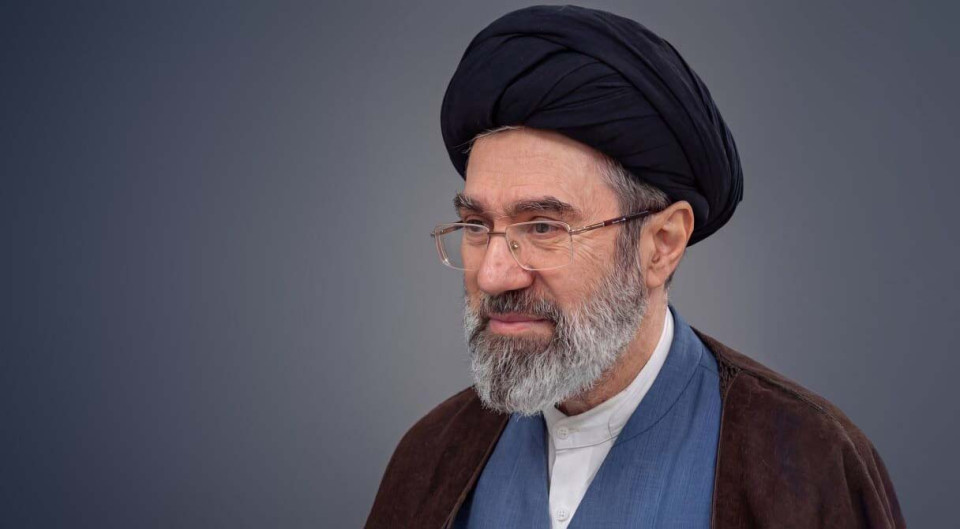 هر کار تفرقه انگیزی از هر فردی با هر جایگاهی در جهت مقصود دشمن  است