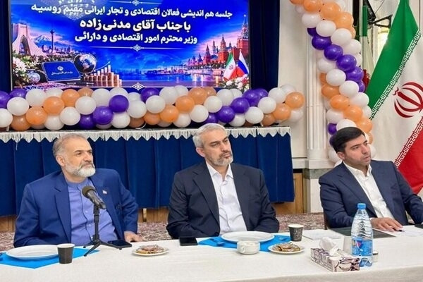 توسعه روابط با روسیه در برنامه‌های دولت است