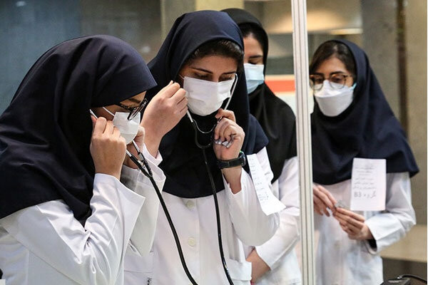پیشنهاد کاهش ظرفیت پذیرش برخی رشته‌های  علوم پزشکی در دفترچه کنکور