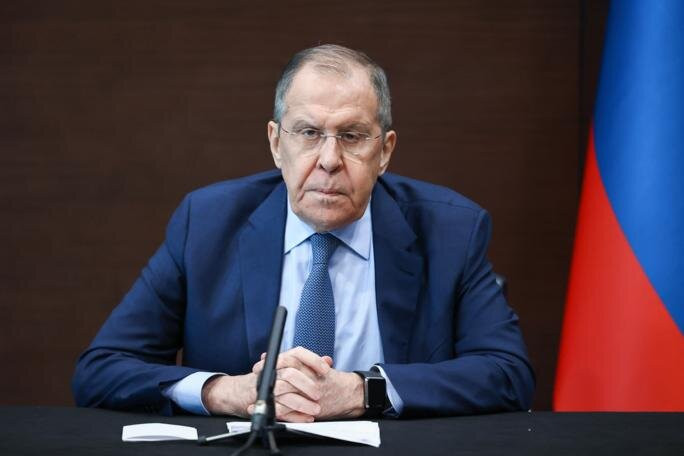 لاوروف: روسیه آماده کمک برای برقراری ثبات در تنگه هرمز است