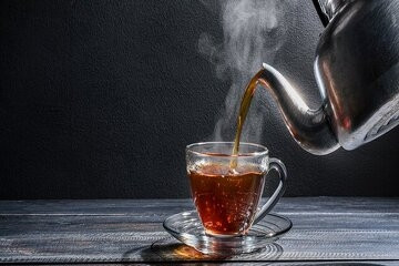 نوشیدن چای باعث برطرف شدن کم‌آبی بدن می‌شود؟