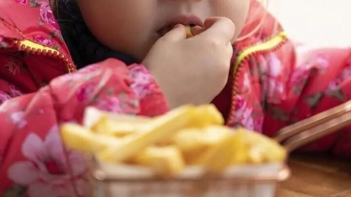 آمار چاقی در کودکان و نوجوانان ۴ برابر شده است
