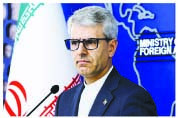 بقایی: در وضعیت جنگی هستیم و در دفاع  از خود درنگ نمی‌کنیم