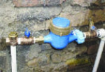 حداقل ۳۰ درصد شبکه فرسوده آب شرب  در دماوند تا پایان سال اصلاح شود