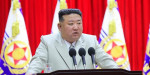 رهبر کره شمالی: ناوهای ما به سلاح اتمی مجهز می‌شوند
