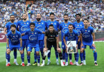 بهتر است استقلال یک مربی خارجی جذب کند
